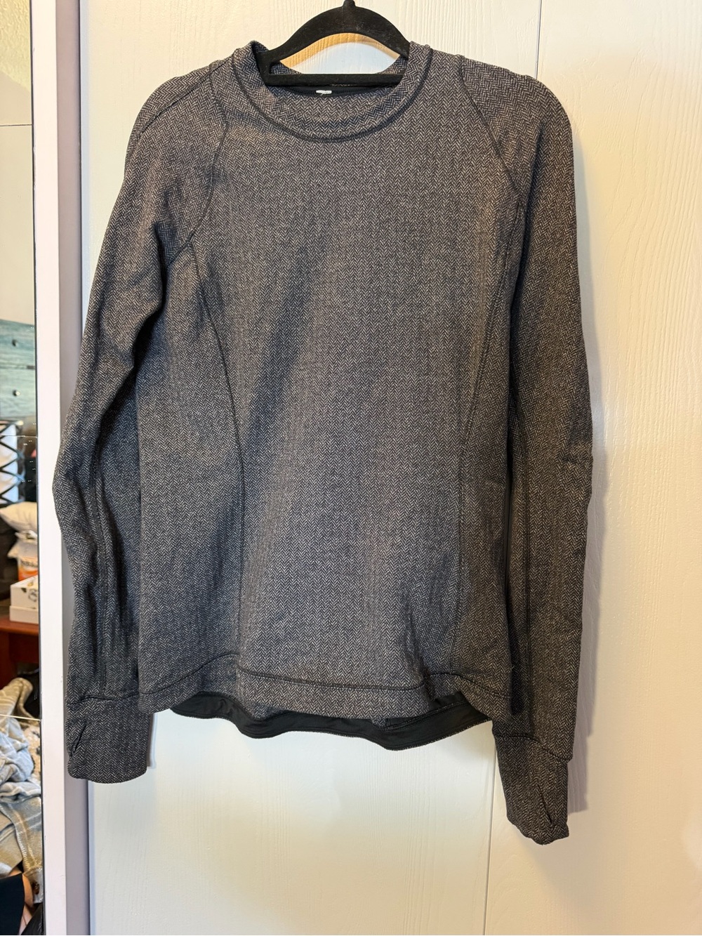 Lululemon Crewneck shirt in Heather Charcoal